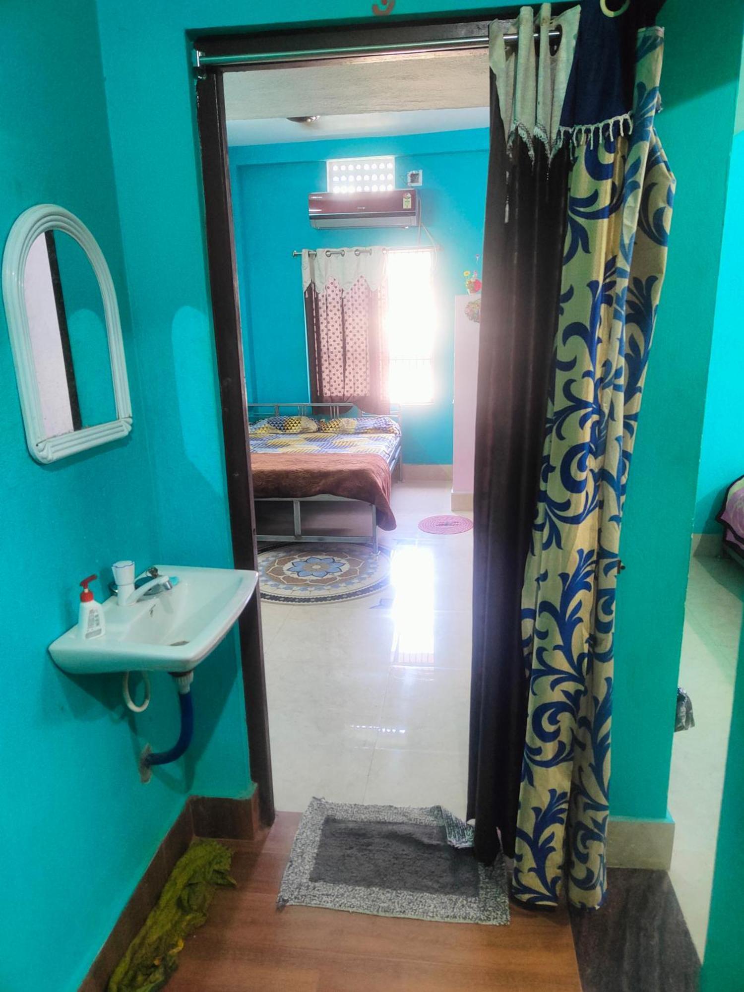 Guest house Jharana Puri